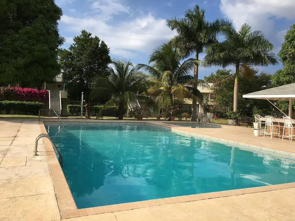 Anna'S Joye Seawind - Freeport, Montego Bay Apartman