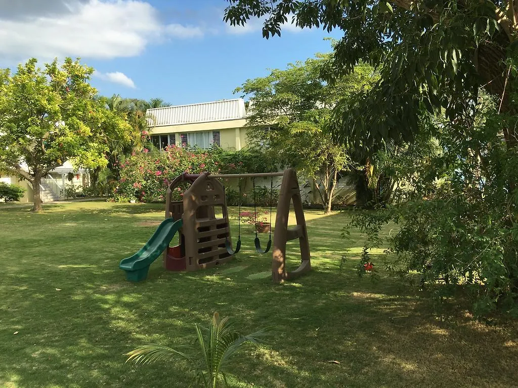 Anna'S Joye Seawind - Freeport, Montego Bay Apartman